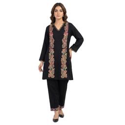 Black Kurta Featuring Kashmiri-Style Floral Thread Embroidery Along the Front Neckline