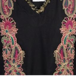 Black Kurta Featuring Kashmiri-Style Floral Thread Embroidery Along the Front Neckline