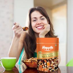 Happilo Premium International Dried Nuts and Berries Mix 200g