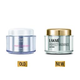Lakme Absolute Perfect Radiance Brightening Day Cream 50 g, SPF 30, Daily Illuminating Face Moisturizer for Glowing Skin - With Glycerin & Niacinamide